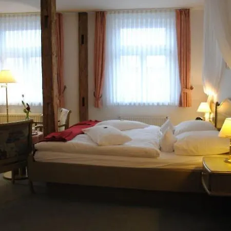 Rathaus Hotel 3*